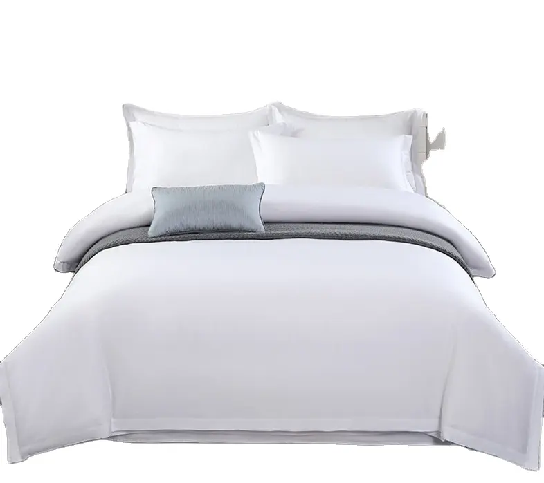 Set di lenzuola in cotone bianco 100% anni '60 personalizzato in fabbrica per Hotel e casa con ricamo tinta tinta unita 4 pezzi set di biancheria da letto