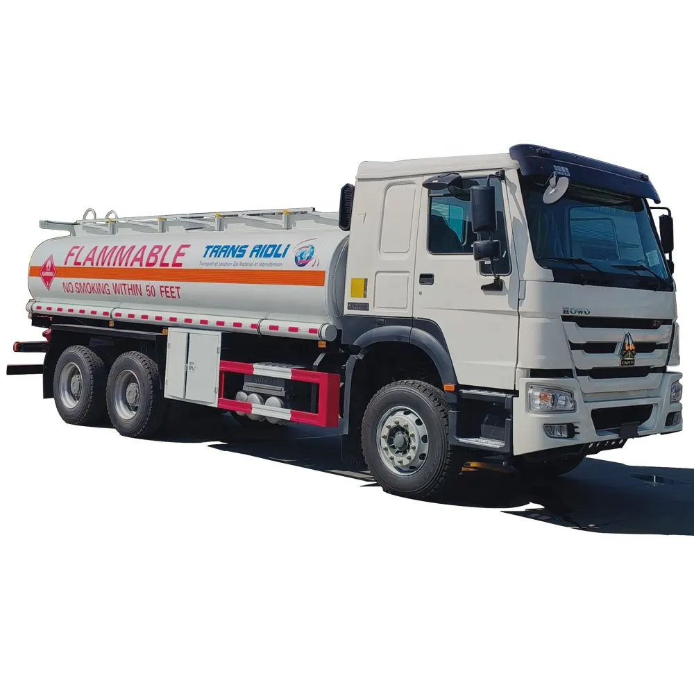 Sinotruck Howo camion de ravitaillement 20 CBM camion-citerne de carburant 6x4 camion-citerne de pétrole