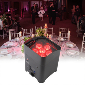 RGBWA + UV kablosuz DMX pille çalışan LED Par Can 6x18W spot düğün tarafları için ışın etkisi - Product Image 1