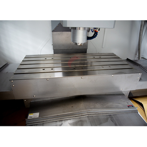 Made in China Optional <strong>4</strong>-axis 5-axis Vertical CNC Machining <strong>Center</strong> VMC650 Machine Tool - Product Image 4