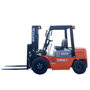 Carretilla elevadora de combustión interna de 3 toneladas adecuada para transportar mercancías en contenedores y logística de carga y descarga. - Product Image 4