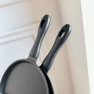 New Ins Style 3D Frying Pan Shape Mobile <strong>Cover</strong> for iPhone 16 15 14 1312 Pro Max Non-stick Pancake Pot Design Soft <strong>Cover</strong> - Product Image 4