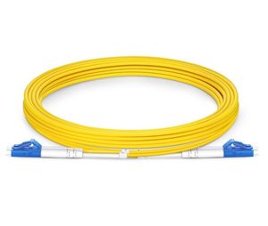 Nuevo excelente cable monomodo personalizado de fábrica, cable de conexión de fibra óptica monomodo UPC Os2 2,0mm para uso en red