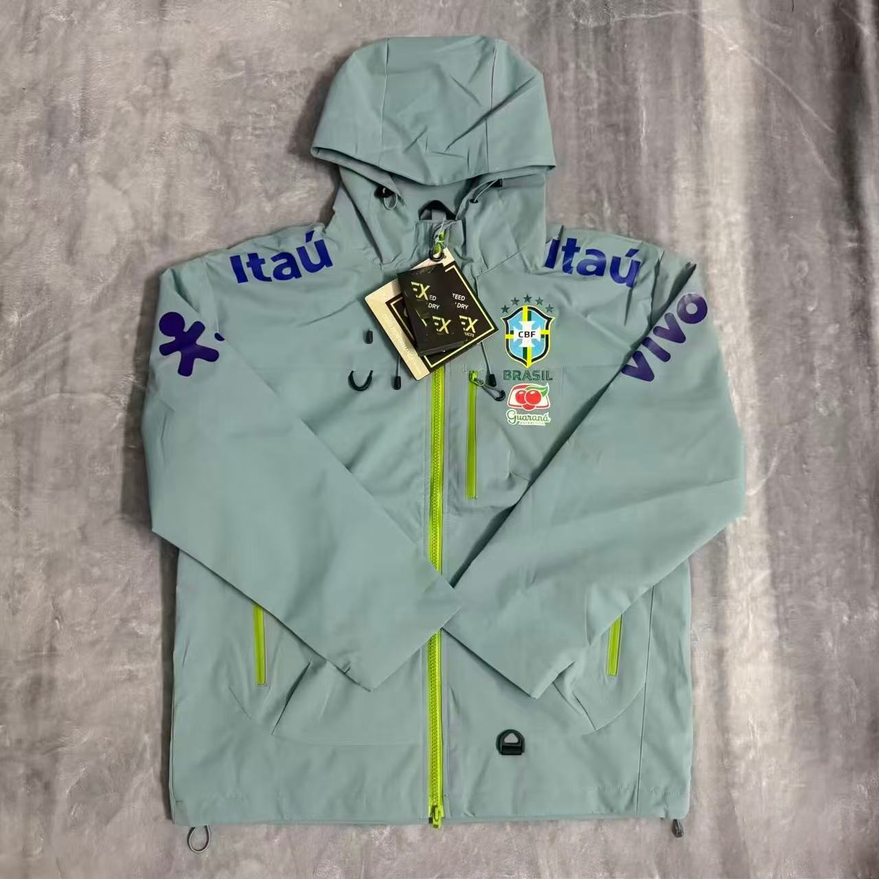 Brazil Windbreaker Green 3