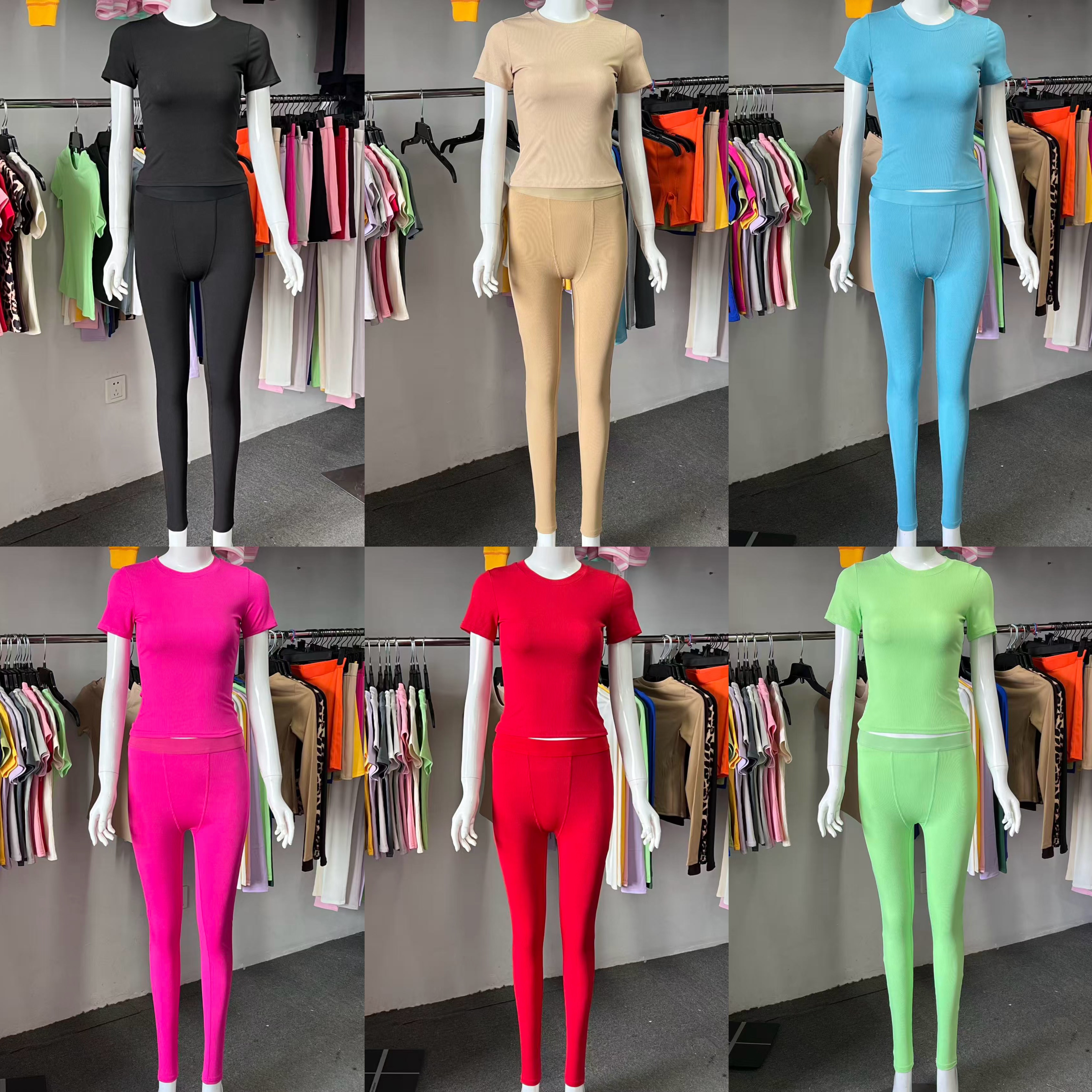 tshirts-leggings