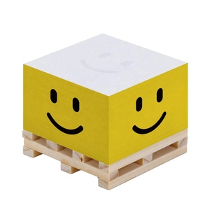 Venta al por mayor 7,6*7,6 nota adhesiva con paleta de madera paleta personalizada nota bloque de papel Memo cubo Pad personalizado notas adhesivas cubo - Product Image 1