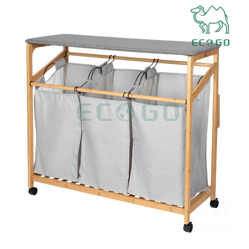 โดยธรรมชาติ