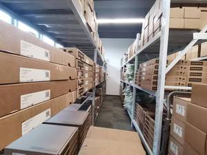 סימנס S120 מודול מנוע יחיד 6SL3320-1TE33-8AA3/600V פלט 400V תלת פאזי AC 380A