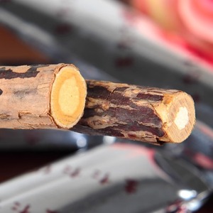 Palo de molienda de madera de hierba gatera Polygonum Knox Kitten Dental Snack Bite-Cleansing Catnip Infundido Stick - Product Image 3