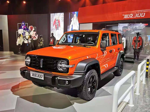征服者2.0T5シート2023タンクYBR-Gバージョン中国真新しい超高速バージョンガソリン車
