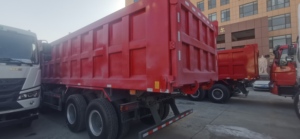 Cheap Price Sinotruck Howo Dumper 6x4 Truck Rear Tipper 10 Wheels <strong>Tires</strong> Dump Truck <strong>Dumping</strong> Truck for Sale