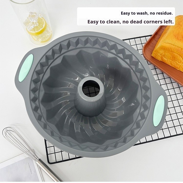 Two-Tone Pumpkin Pan