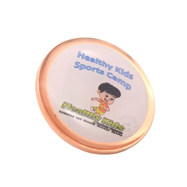 Neue Produkte Epoxy Sport camp Metall Anstecknadeln Abzeichen für Kinder Kinder