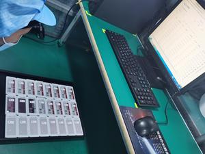 Minew ESL-демо-набор базовая станция система ESL электронная полка этикетка демо набор ESL многоразмерные электронные ценные этикетки на полку - Product Image 6