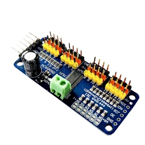 Fabrik preis PCA9685 16-Wege-PWM-Servotreiberplatine Roboters teuerung IIC-Schnitts telle treiber modul