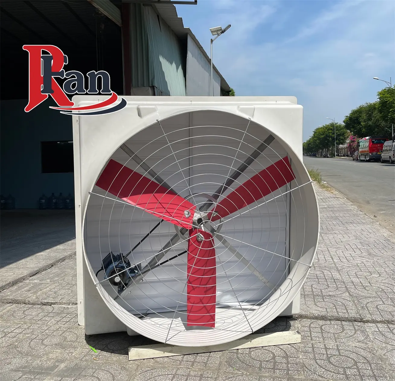 Kanatlı çiftlik için sıcak satış naylon fiber bıçak koni Fan havalandırma egzoz fanı