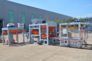 黎巴嫩制造空心实心砌块机QT6-15砌块机建筑材料价格表 - Product Image 4