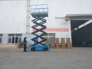 Heavy Duty Movable Lift <strong>Platform</strong> Factory <strong>Loading</strong> Capacity Hydraulic Scissor Lift Aerial Working <strong>Platform</strong> with 4 Wheels - Product Image 4