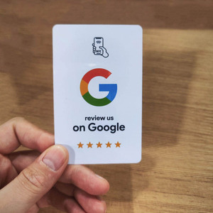 Benutzer definierter Druck QR-Code 13,56 MHz RFID-Social-Media-Karte 213 215 216 Google Review NFC-Visitenkarte