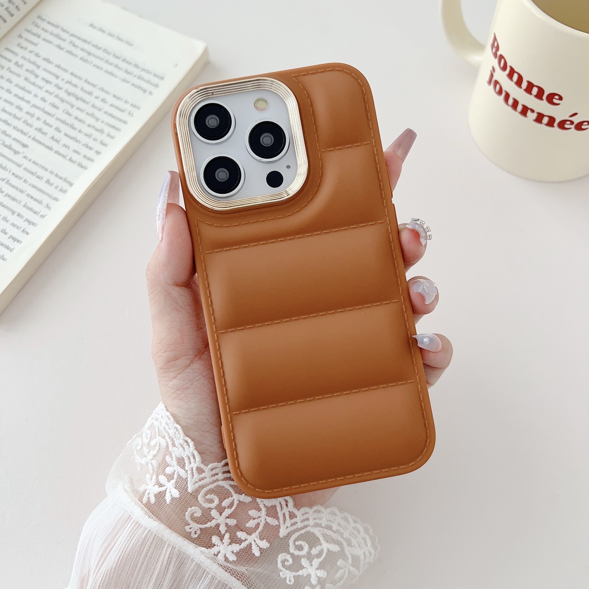 07-Solid brown puffer