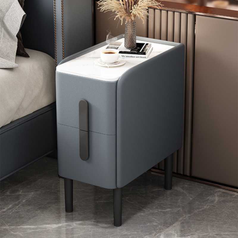 Dark gray stone slab style