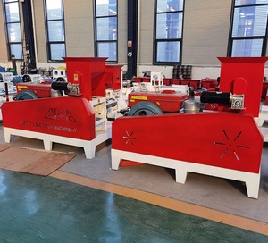 Máy thức ăn cho cá nổi bằng động cơ diesel | Máy Thức ăn viên cá dùng cho trang trại | động cơ diesel máy đùn thức ăn cho cá - Product Image 2