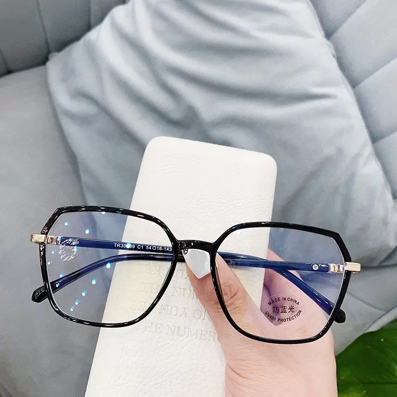 Gafas de sol con montura óptica TR90 para mujer, anteojos de sol con luz azul, a la moda, con montura polígono