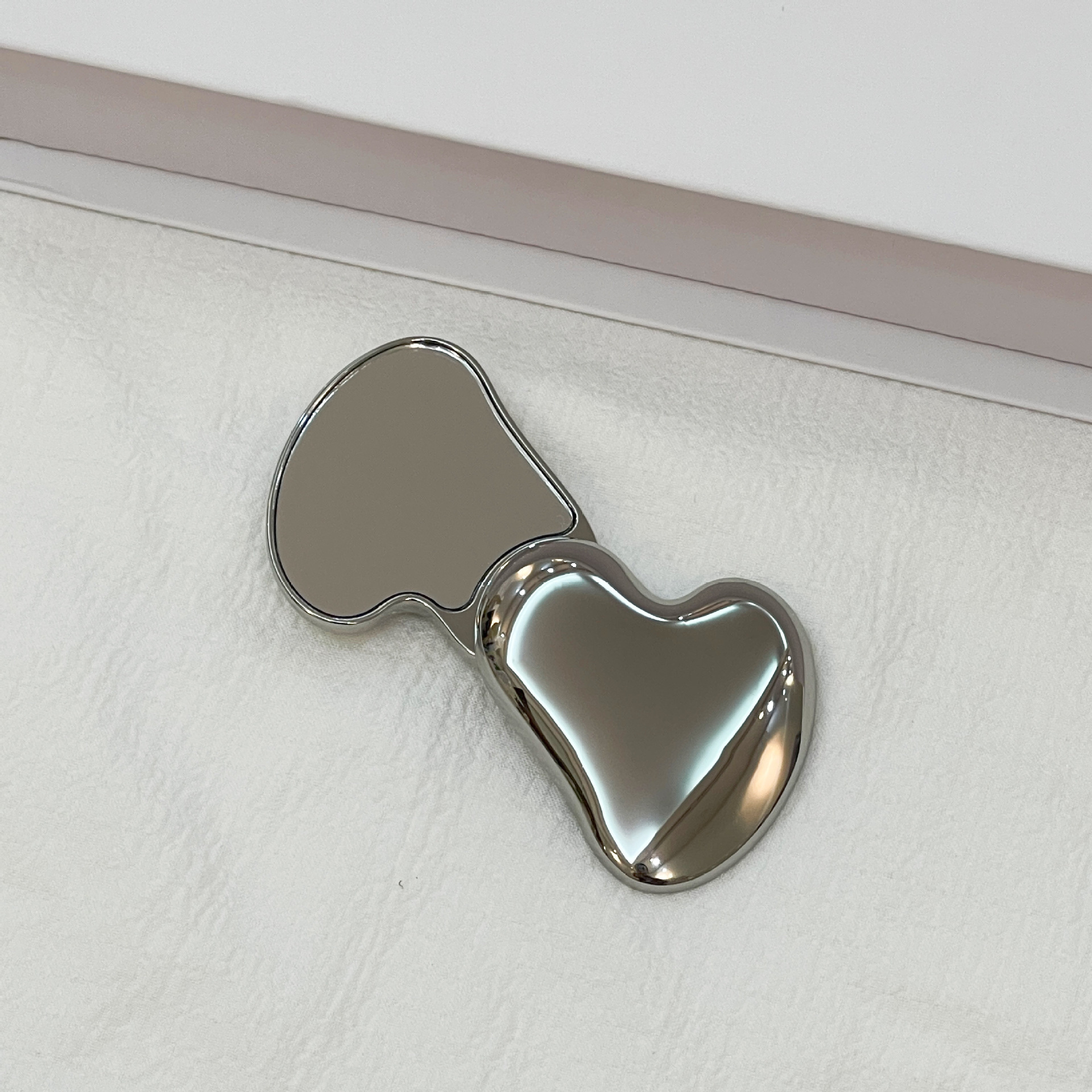 Silver heart