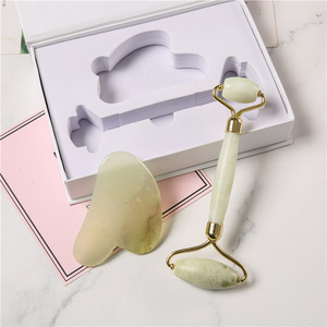 Özel Logo manyetik karton doğal yeşim rulo masaj gül kuvars yüz yeşim rulo Gua Sha seti paketleme karton kutu - Product Image 6