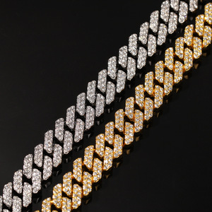 ファッション18Kゴールドメッキチェーンキューバチェーンメンズネックレスゴールドメッキフルダイヤモンド合金ヒップホップキューバネックレス
