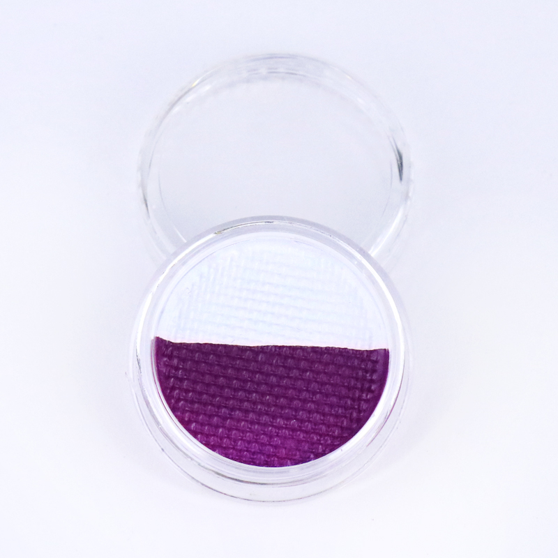 UV violet et blanc
