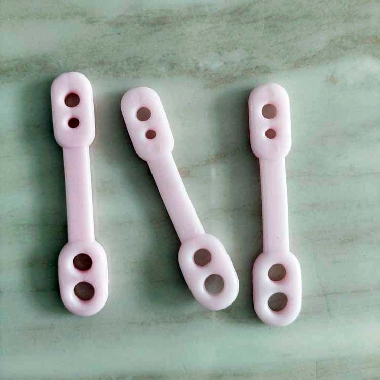 Pink four-hole windproof hook