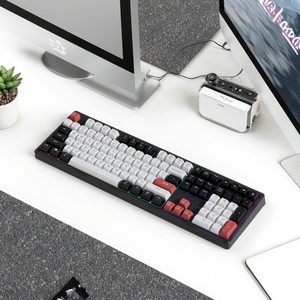 Teclado mecánico para juegos de tamaño completo de 108 teclas, Teclado mecánico de conmutación de luz RGB 19 de tres modos, interruptores programables para jugadores - Product Image 1