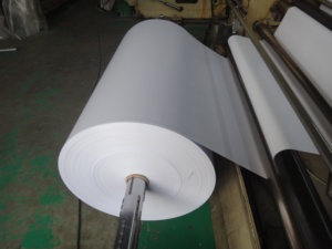 プラスチック製再生カード用2025新しいプラスチックPVC 0.2-0.4mm UVオフセット印刷ハードPVCシートホワイトマットPVCシート