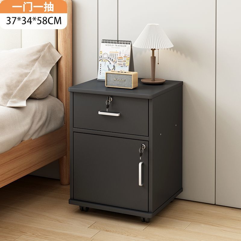 หนึ่งประตูหนึ่งสีดำ (มีล็อค)