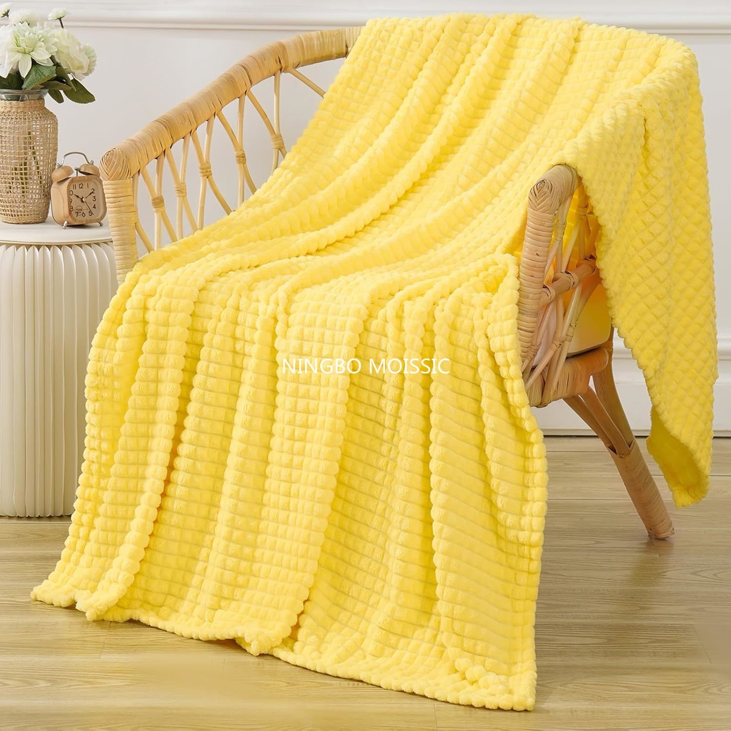 สีเหลือง