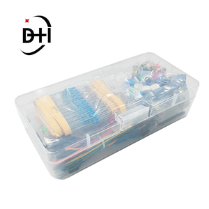 Kit DIY Project Starter Kit per Arduino UNO R3 Kit elettronico da te Set di componenti elettronici con scatola 830 Breadboard a puntini