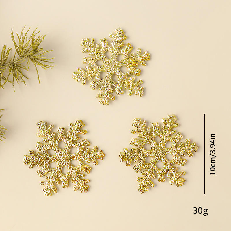 Golden snowflakes a pack of 3