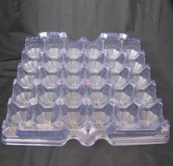 PET plastik dört istasyon vakum şekillendirme termoform makinesi ile yumurta tepsisi için çin'de fabrika fiyat