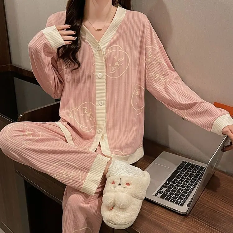 Wholesale women's silk pajamas sexy fashion suspenders backless nightdress women's lace pajamas