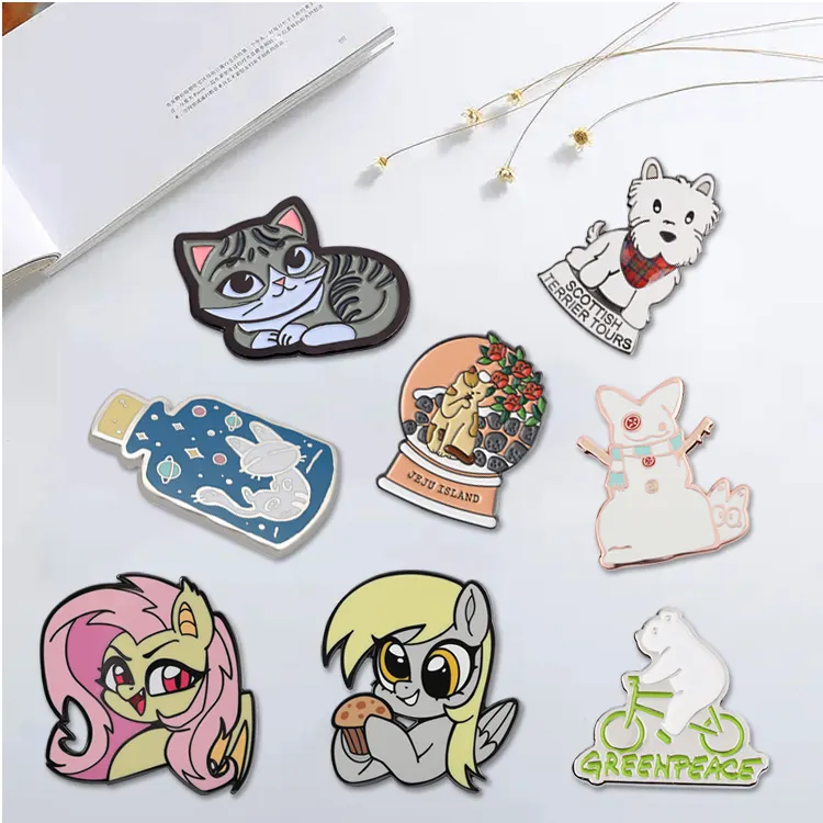 Personalizado lindo Kawaii dibujos animados gato gatito maceta Metal niquelado solapa arte esmalte pines para sombrero ropa regalo promocional