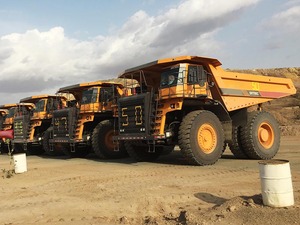 Güçlü lastikli 95 Ton ağır SRT95C DAMPERLİ KAMYON madencilik makinesi