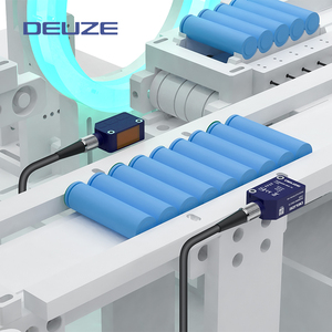 PD30NTK15N3-T4 Longa Vida útil 10 ~ 30V DC IP67 Reflexão Difusiva NPN/PNP Tipo Universal <span class=keywords><strong>Sensor</strong></span> Fotoelétrico Quadrado