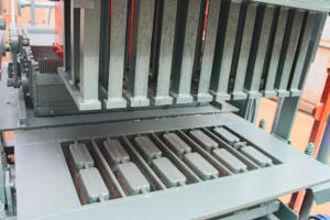 Unterstützung der personal isierten Anpassung der Maschinen-und Form automatisierung 4-25 Block maschinen - Product Image 6