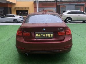 中古車卸売2013 BMW 3シリーズ320i 2.0T中古車