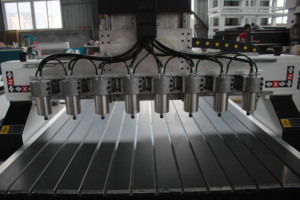 家具の大量生産に適した高効率1325マルチヘッド<span class=keywords><strong>CNC</strong></span>彫刻機M-SHINE