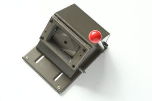 Hot Sale Manual Photo <strong>Cutter</strong> Round or Right Angle in Different Shapes and Size for Name Card and PVC Card - Product Image 3