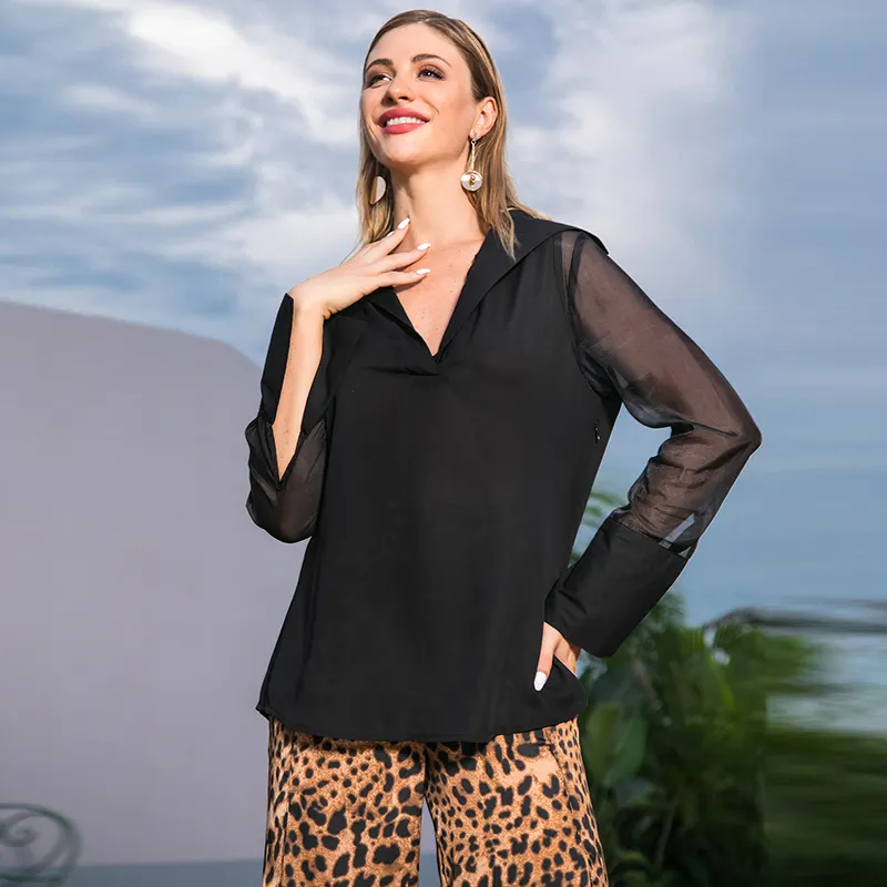 Oem cuello pico señoras diseño de moda señora blusa playa Sexy negro gasa transparente blusa