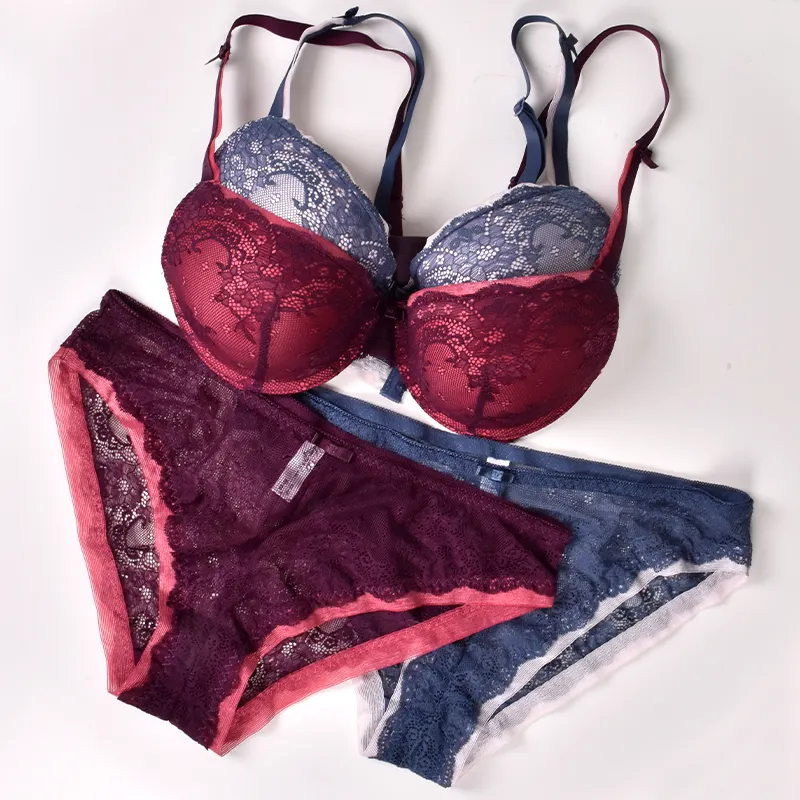 Mulheres quentes Underwire Underwear Sexy Lace See-through Bra E Panty Plus Size 2 Peça Lace Lingerie Set