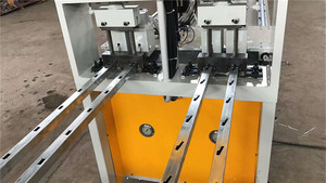 Punzonadora CNC completamente automática de alta precisión Equipo de punzonado de tubo de metal multifuncional